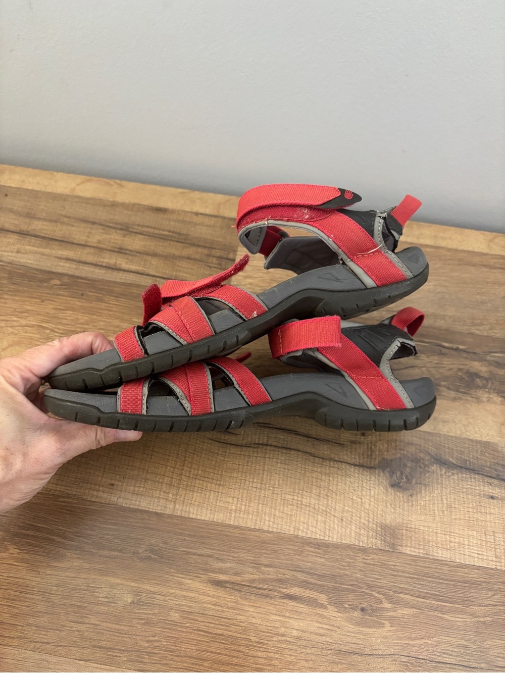 Teva Tirra Walking Sandals Red Grey Women’s - Picture 10 of 10
